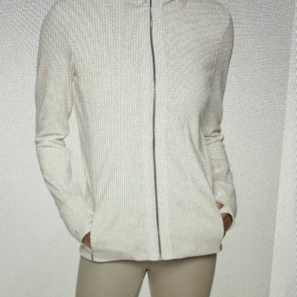 Athleta Luxe Victory Hoodie Fur Lined Jacket, Light Grey. Size M. New with tags